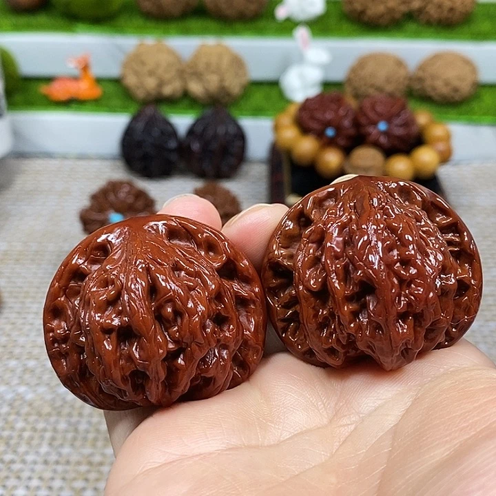 文玩核桃把件虎头