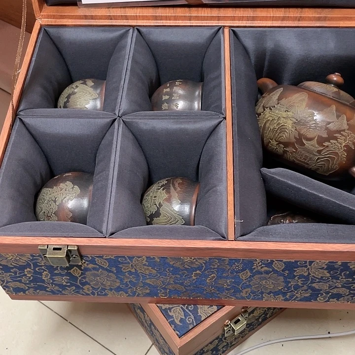 紫砂茶壶原矿泥料，手工制作一把，紫砂壶。