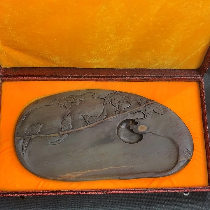 广东肇庆原石端砚