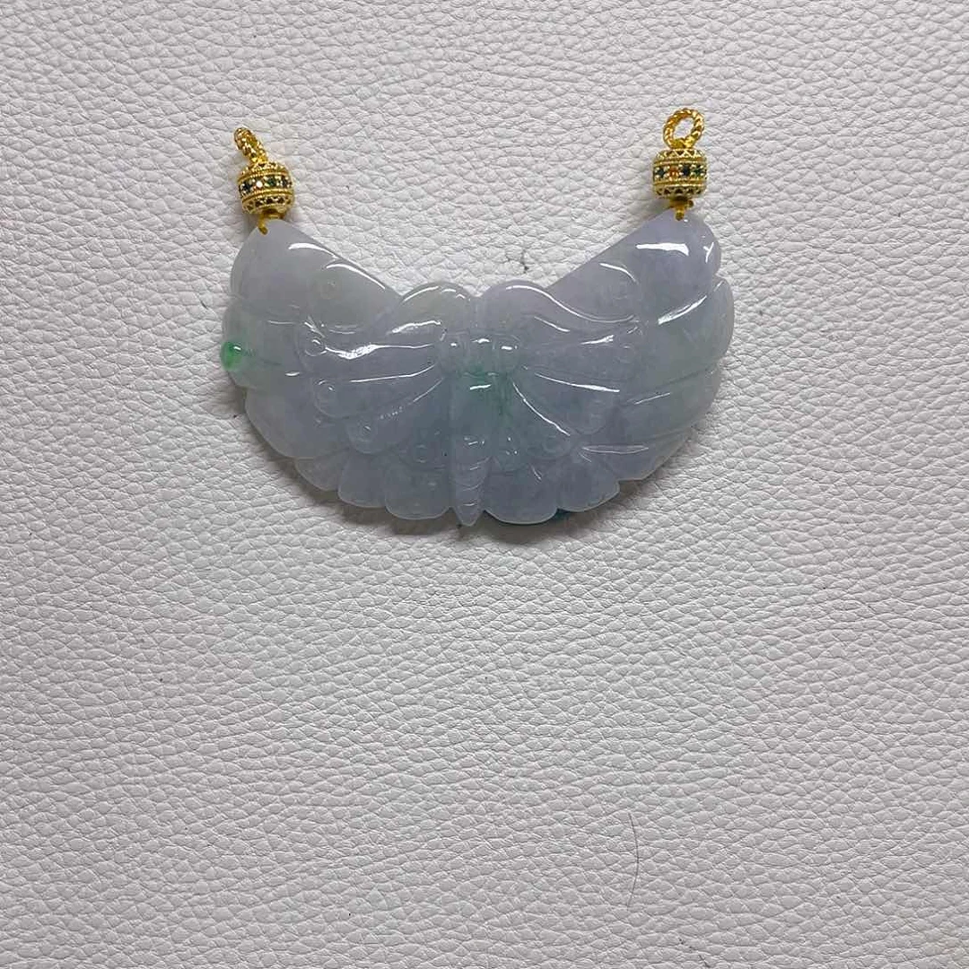 翡翠未镶嵌颈饰吊坠