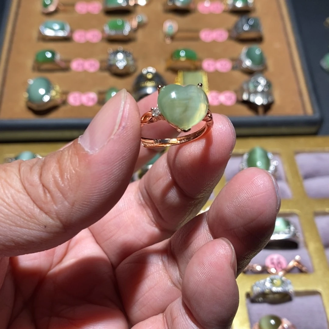 和田玉（碧玉）戒指未镶嵌