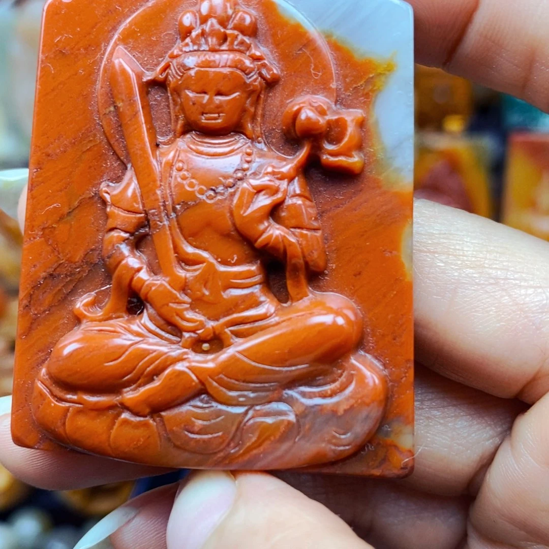 石英质玉（黄龙玉）未镶嵌颈饰