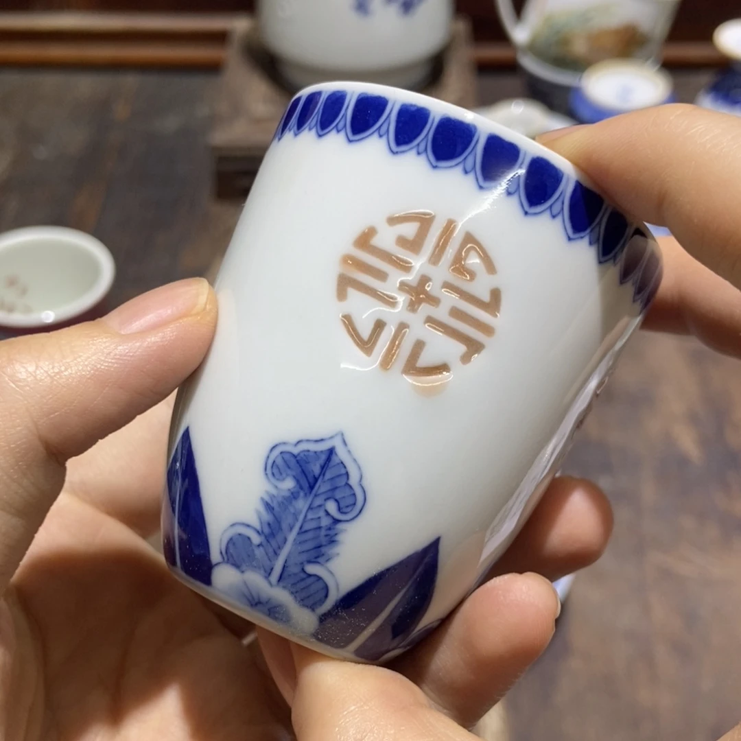 仁***）陶瓷艺术品的制作