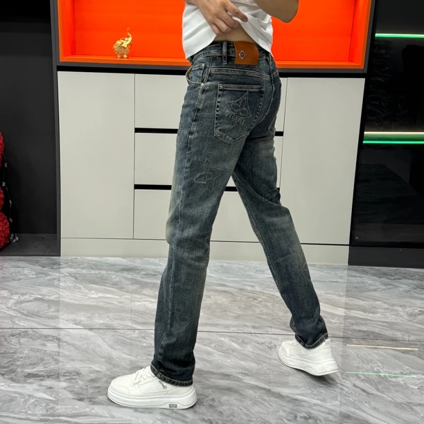 高奢男士秋冬欧货时尚直筒牛仔裤广州正版牛仔裤-88865
