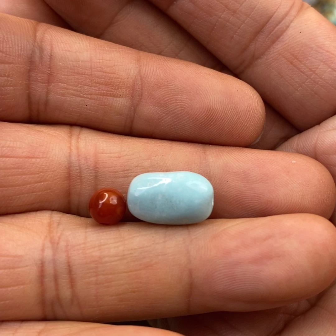 南红玛瑙未镶嵌珠宝奇石