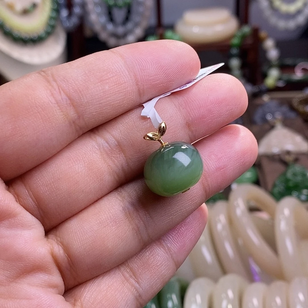 和田玉收藏级碧玉高冰猫眼金镶苹果吊坠未镶嵌坐***の