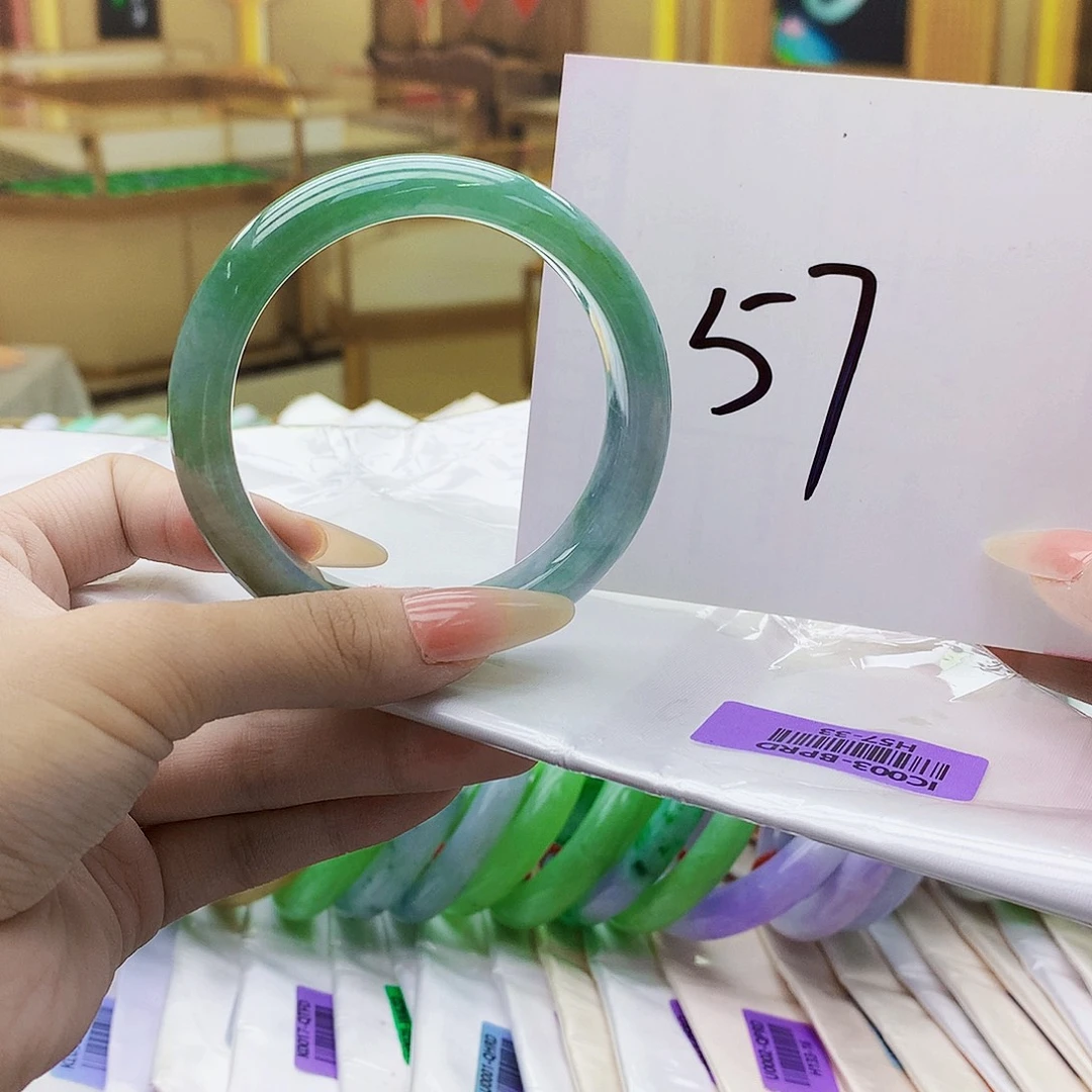 翡翠未镶嵌手镯nnnn