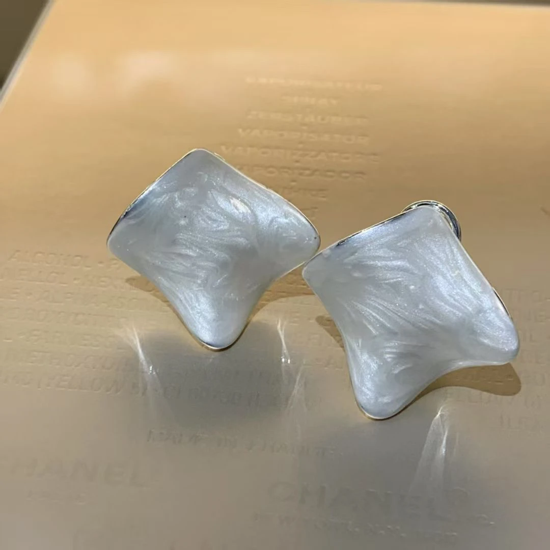 铜合金耳饰 气质轻奢时尚百搭复古法式小众简约101