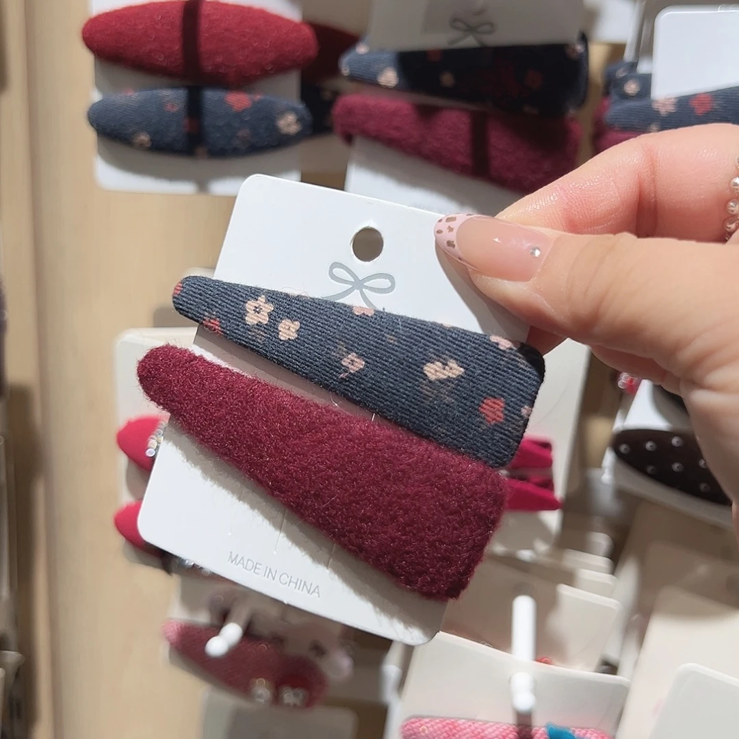 非金属碎花红色三角掰掰