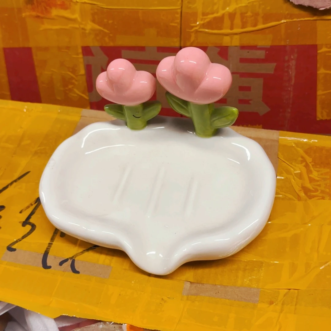 陶瓷花朵香皂盒一个