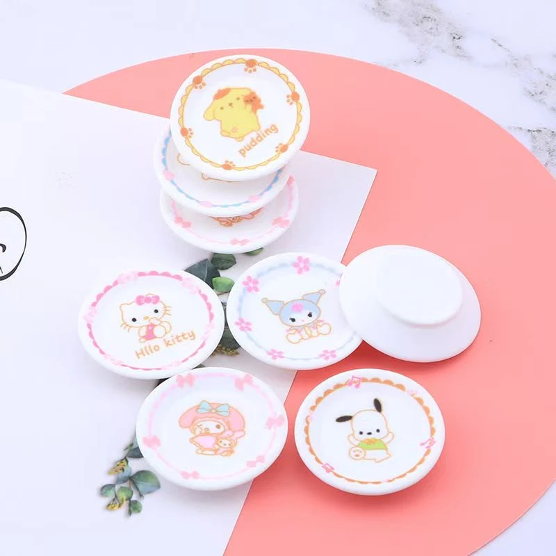 新款卡通三丽欧盘子树脂DIY桌面布景汽车定制食玩定制食玩配件