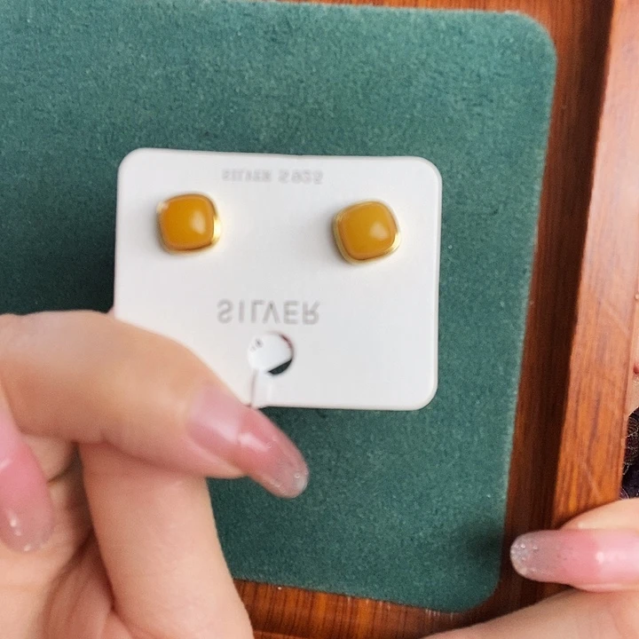 蜜蜡银S925镶嵌耳饰耳钉