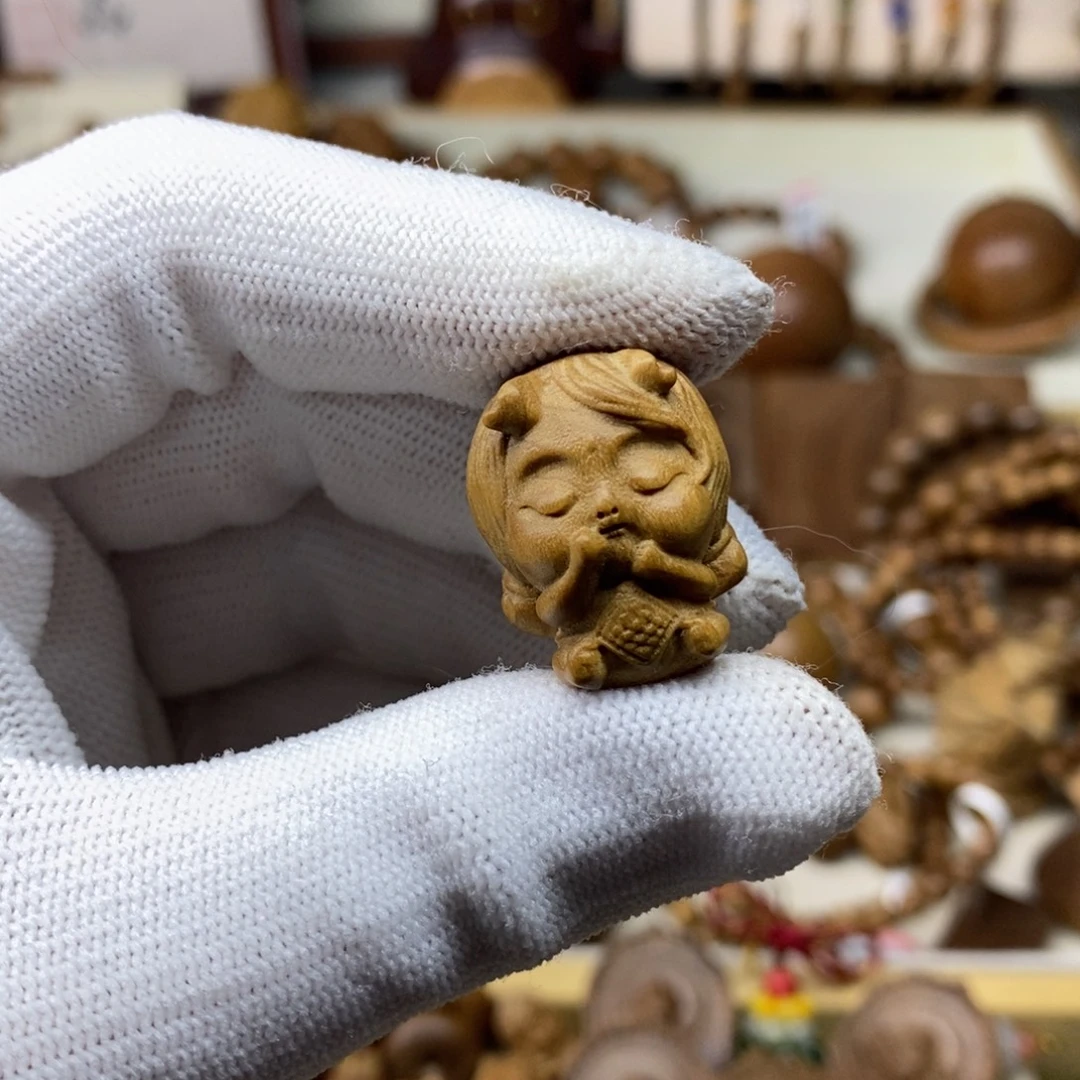 吊坠檀香木印度迈索尔老山檀2.4小龙女