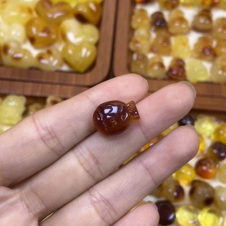 吊坠橄榄核小鱼29