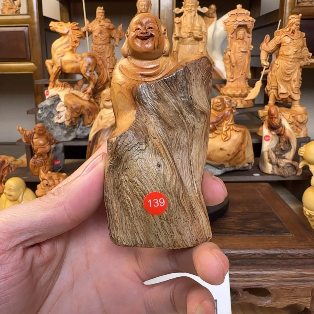 崖柏小木匠艺雕一物一拍