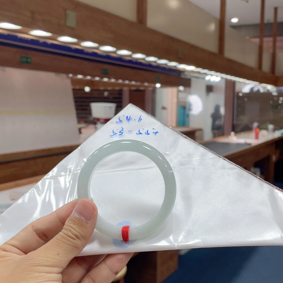 未镶嵌手镯翡翠翡翠