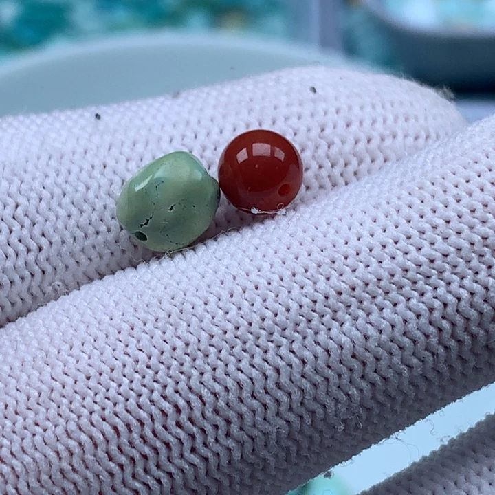 南红玛瑙未镶嵌珠宝奇石