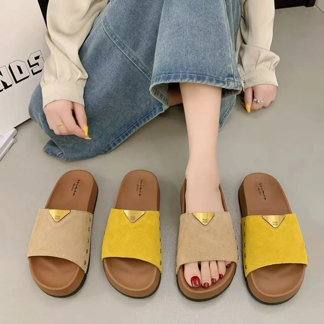 【铼】新款女士休闲拖鞋3700-1