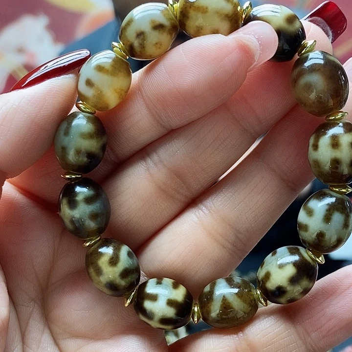 玛瑙/玉髓颈饰合金