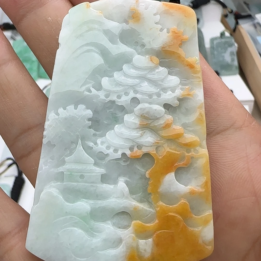 翡翠未镶嵌颈饰翡翠