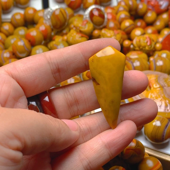 玛瑙/玉髓吊坠未镶嵌