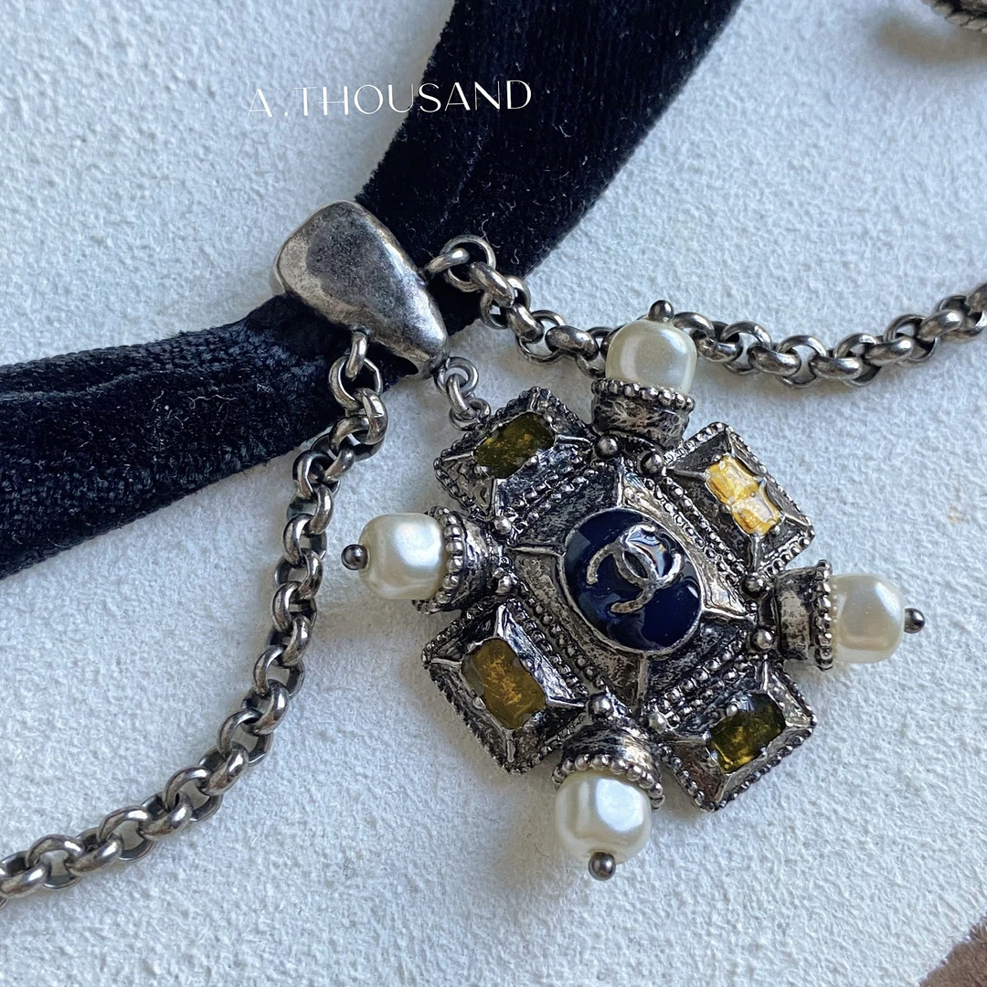 95新 Chanel/香奈儿 大都会系列黑色丝绒琉璃珍珠项链-64405974