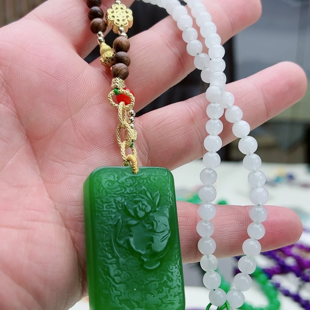 翡翠吊坠(赠链)银S925镶嵌