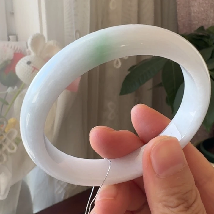 翡翠未镶嵌手镯58圈口