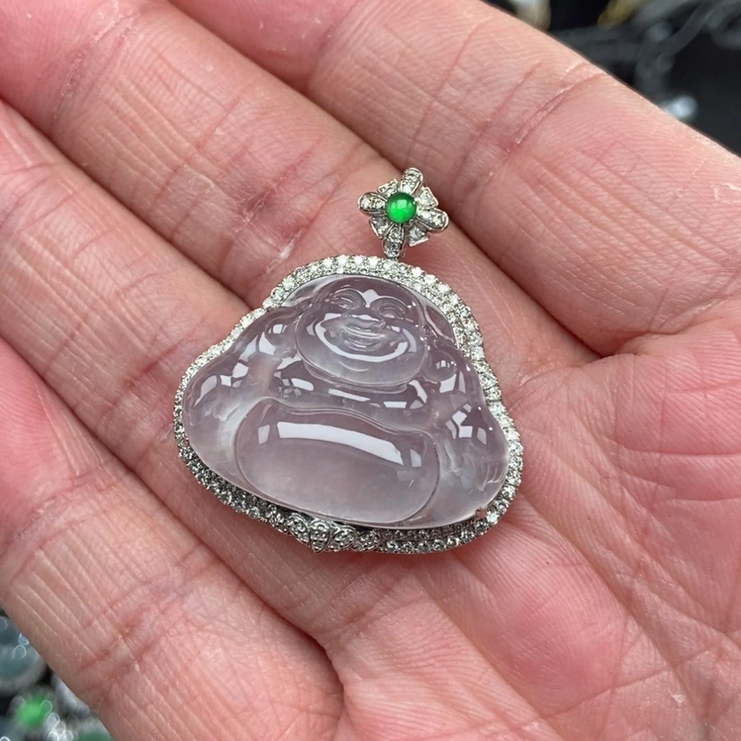 颈饰18K金镶嵌翡翠佛公