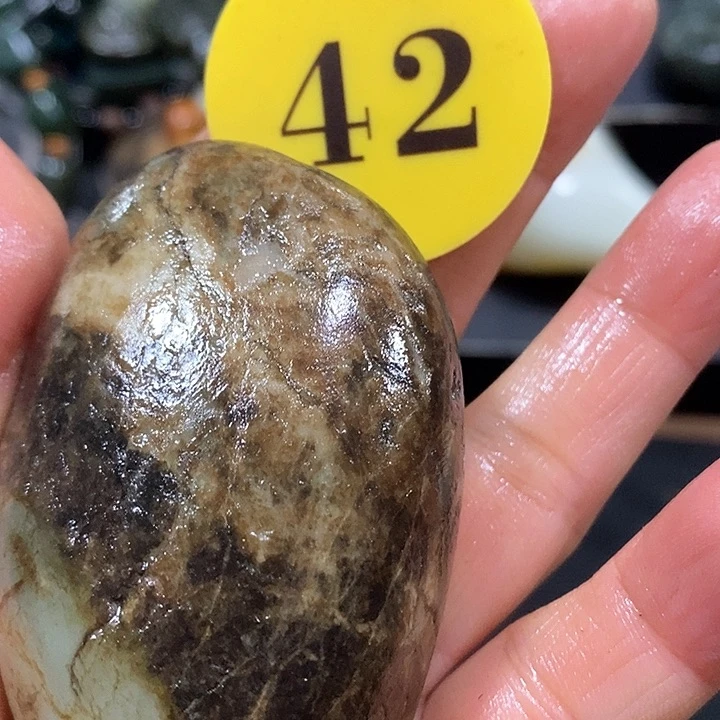 未镶嵌和田玉（糖玉）挂件