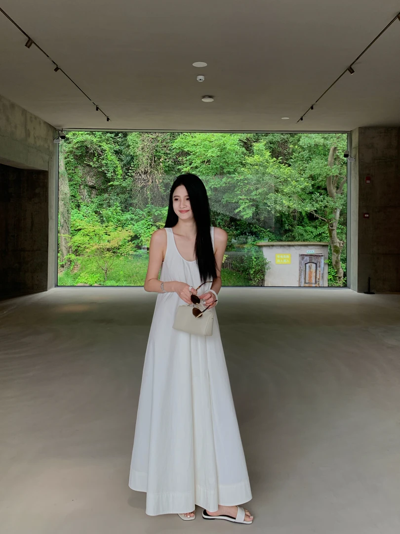 Ah·Jing 梓静【缪斯画像】法式复古白色2025夏季新款无袖连衣裙0762