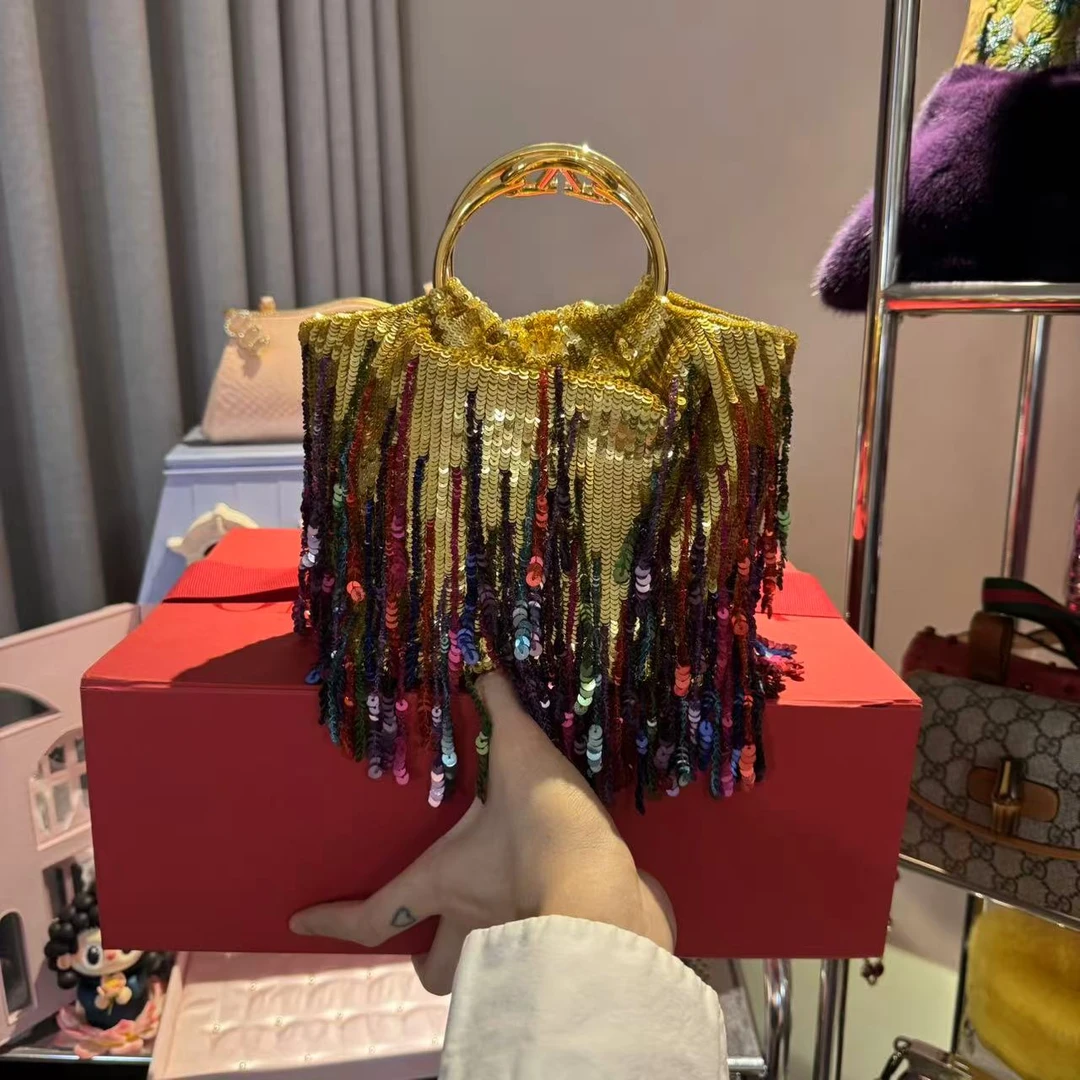 未使用 Valentino/华伦天奴 辣辣/超美秀款刺绣金色许愿树手提包