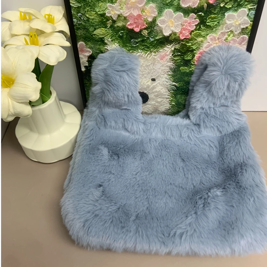 【新货来咯】蓝色毛茸茸手拎包