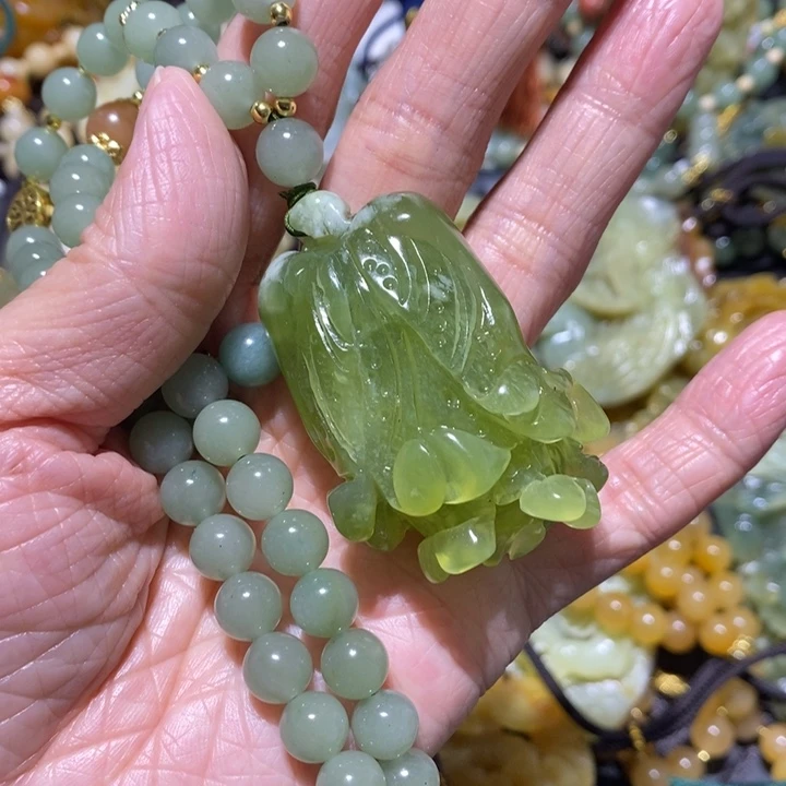 岫玉岫玉吊坠未镶嵌