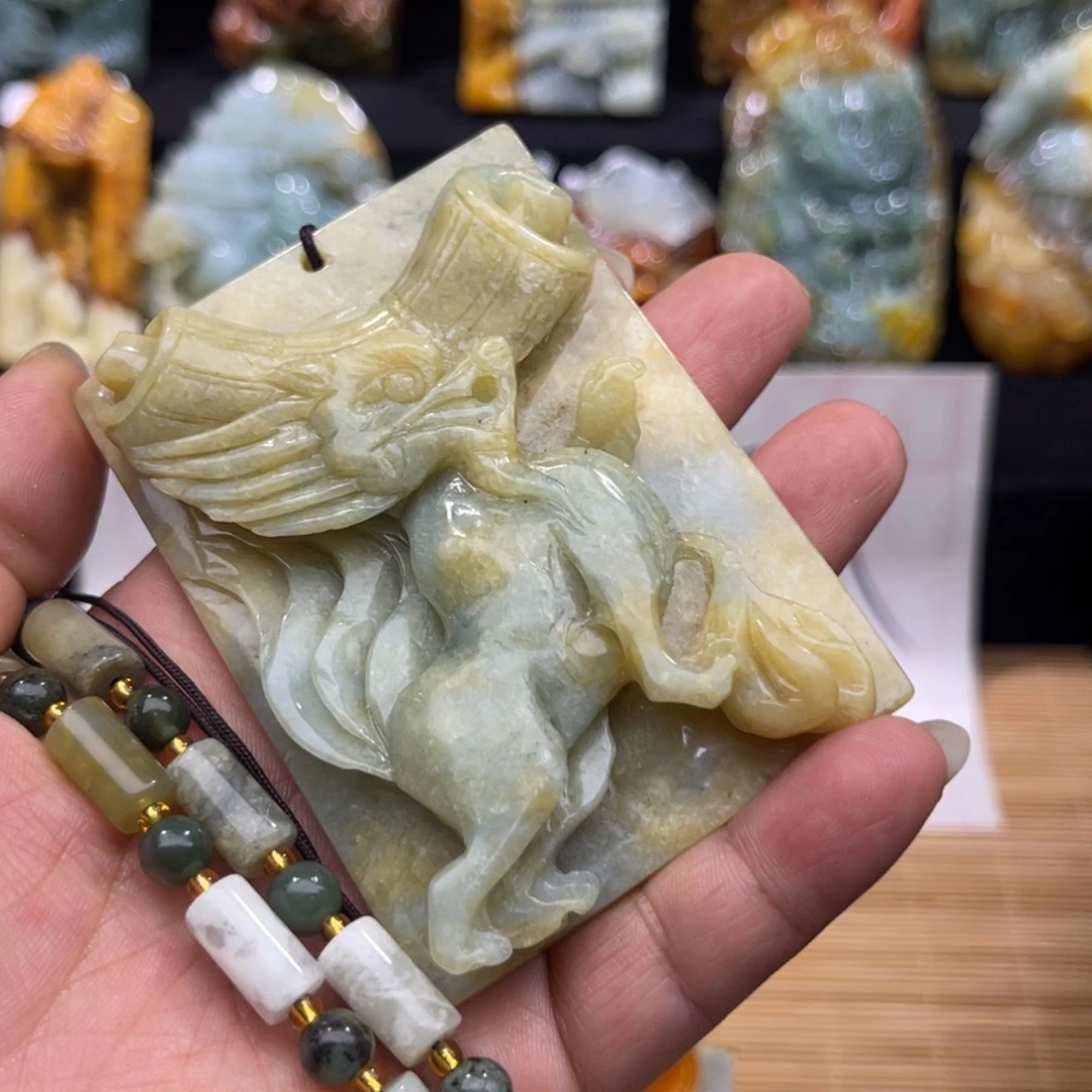 蛇纹石玉未镶嵌颈饰