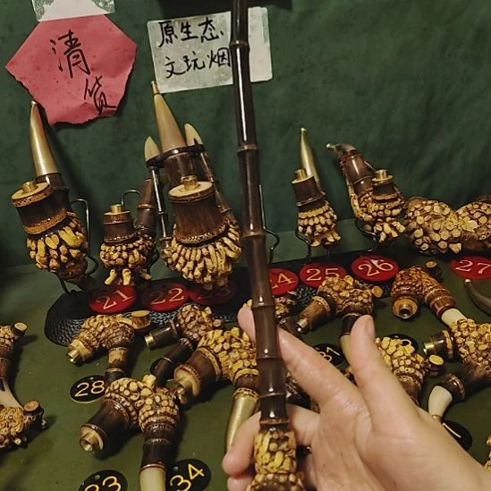 医****贵州特色竹根烟斗工艺品手把件