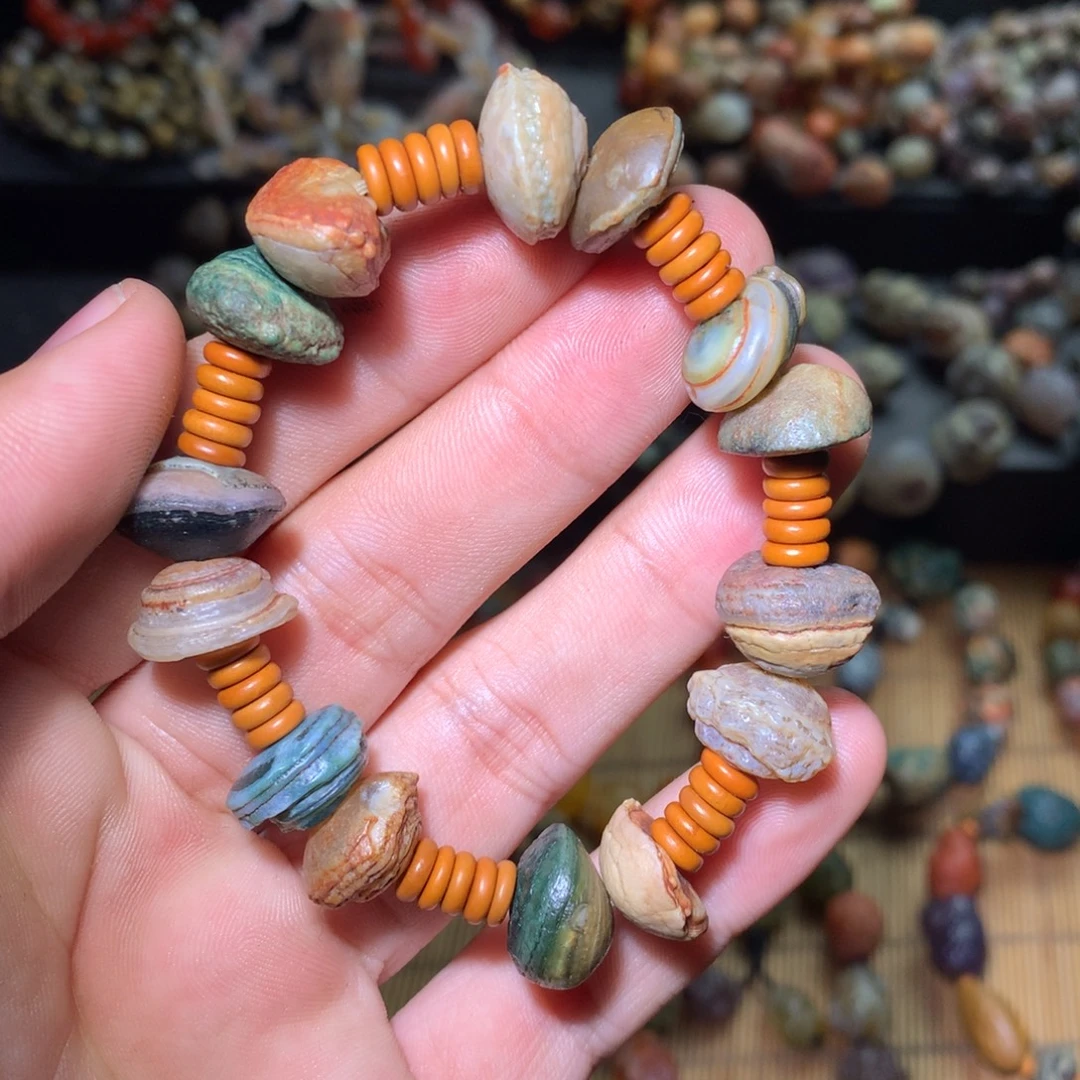 玛瑙/玉髓未镶嵌阿拉善戈壁玛瑙