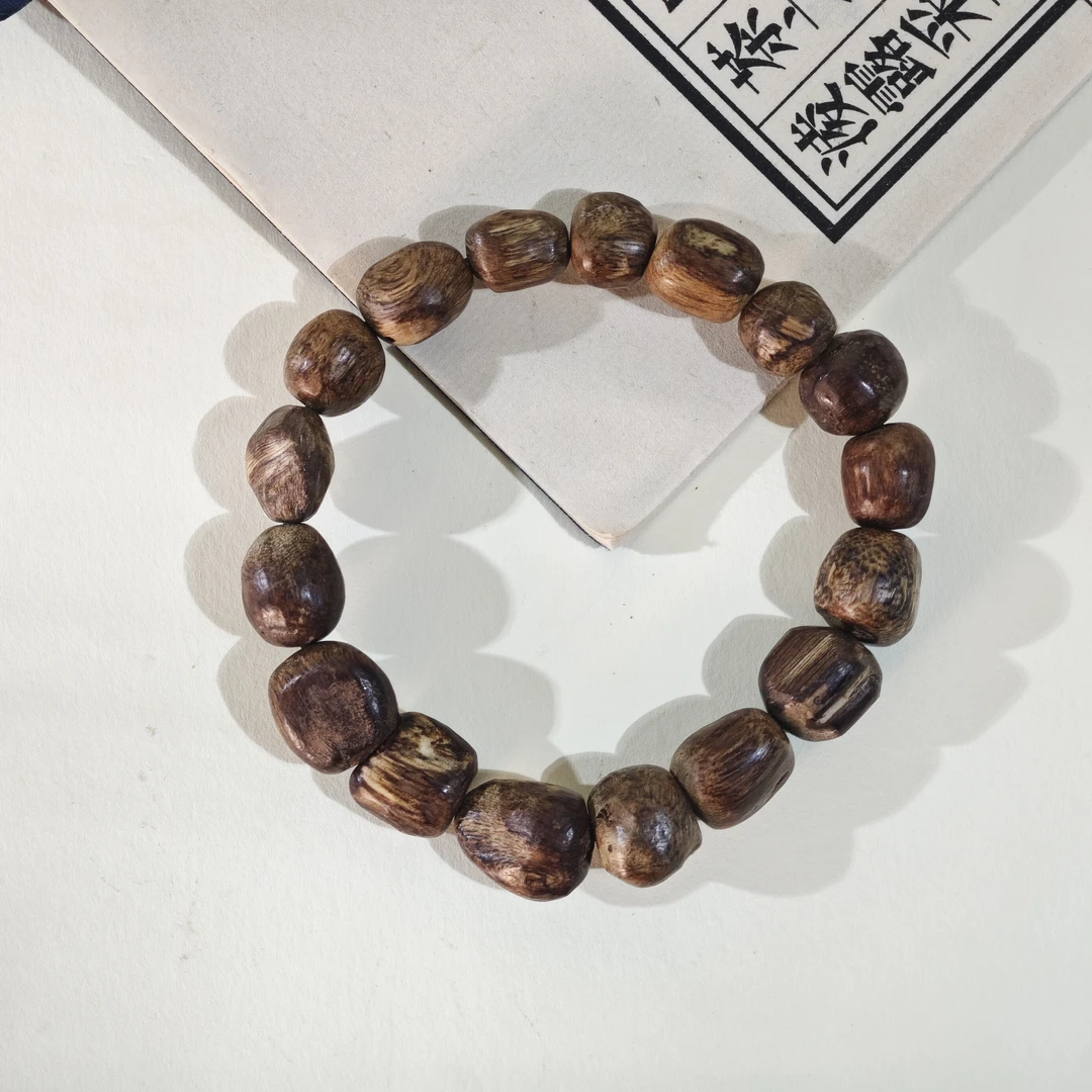 沉香(刘主任推荐)[孤品]野生达拉干沉水随型老料单圈00000201