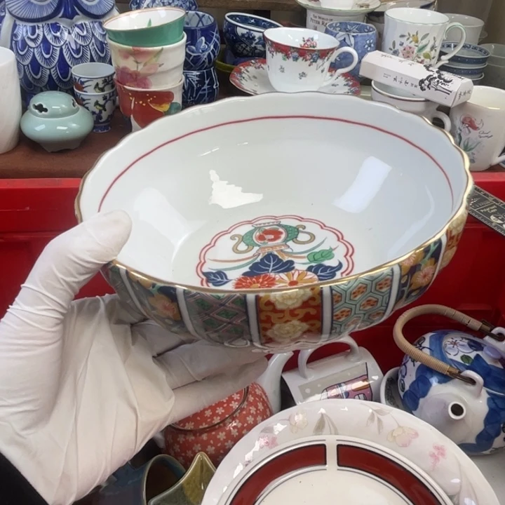 他家瓷器真美…开播了