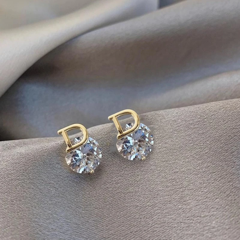 铜合金耳饰 c-1853金色女设计感简约耳钉气质高级感百搭耳环8331