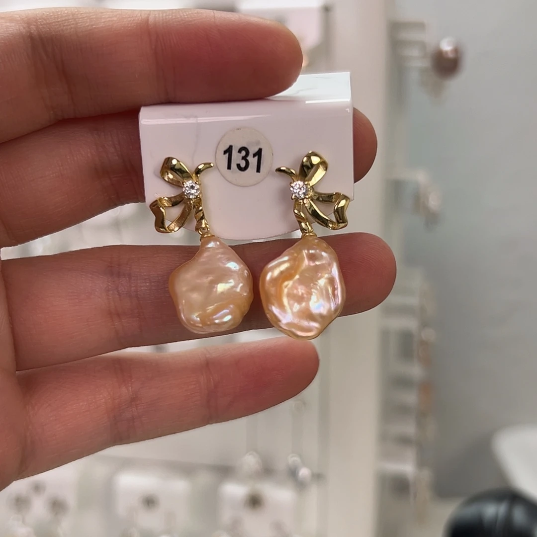 非金属巴洛克花瓣耳饰