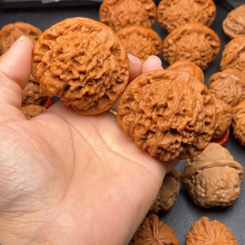 【闪购商品】文玩核桃把件班**路官帽