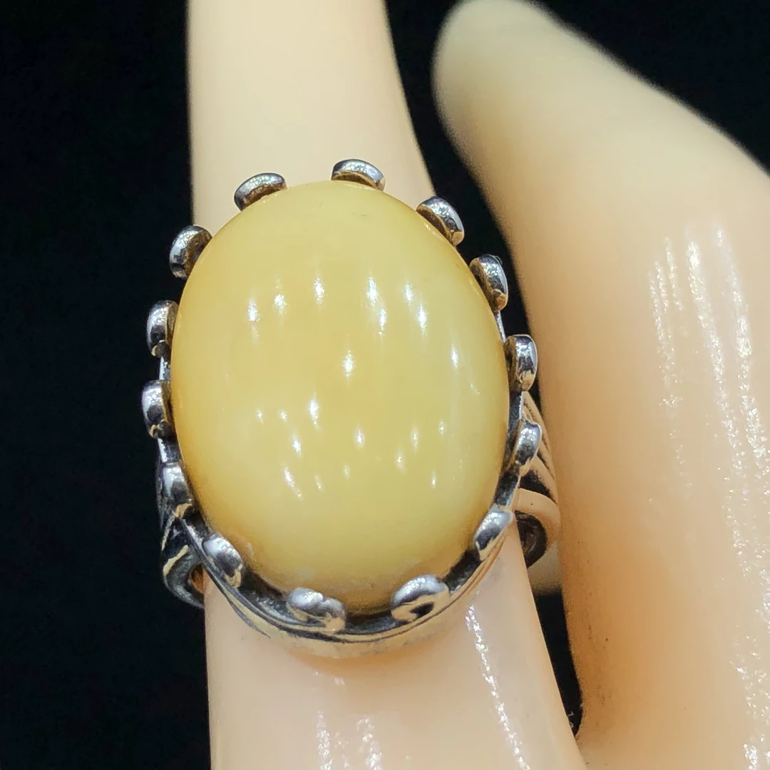 原生态白蜜蜡戒指。