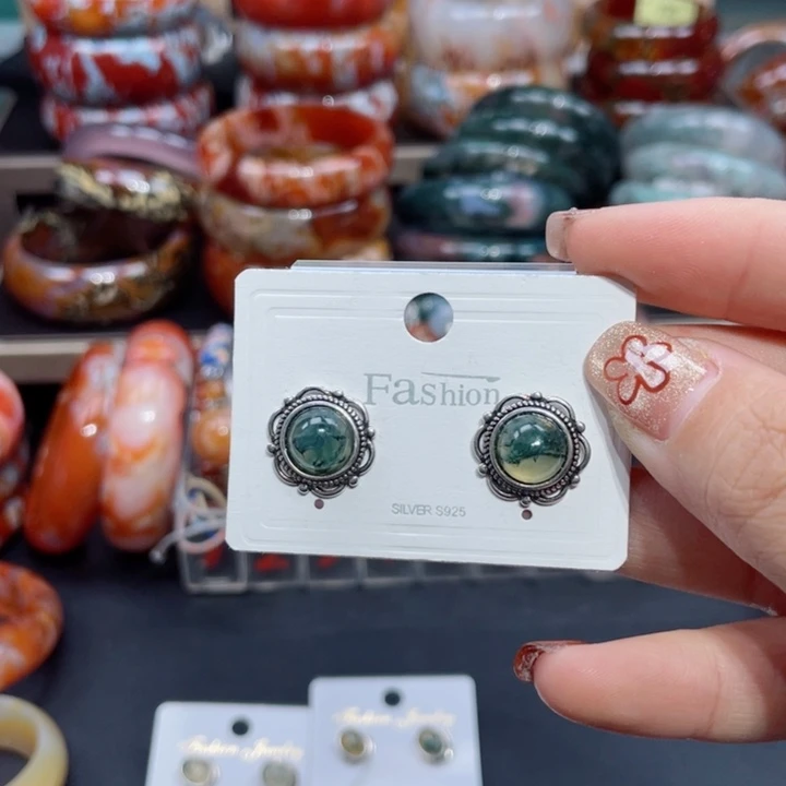 【闪购商品】未镶嵌耳钉玛瑙/玉髓无*