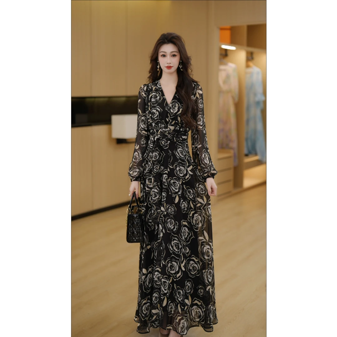 2025春新款优雅长袖轻奢温柔慵懒显瘦时尚长款气质遮肉连衣裙女