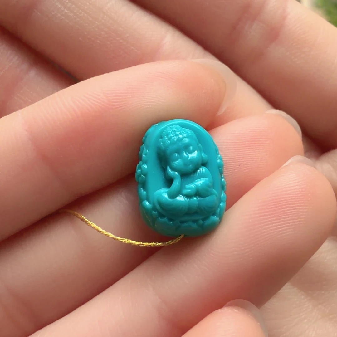 绿松石未镶嵌颈饰