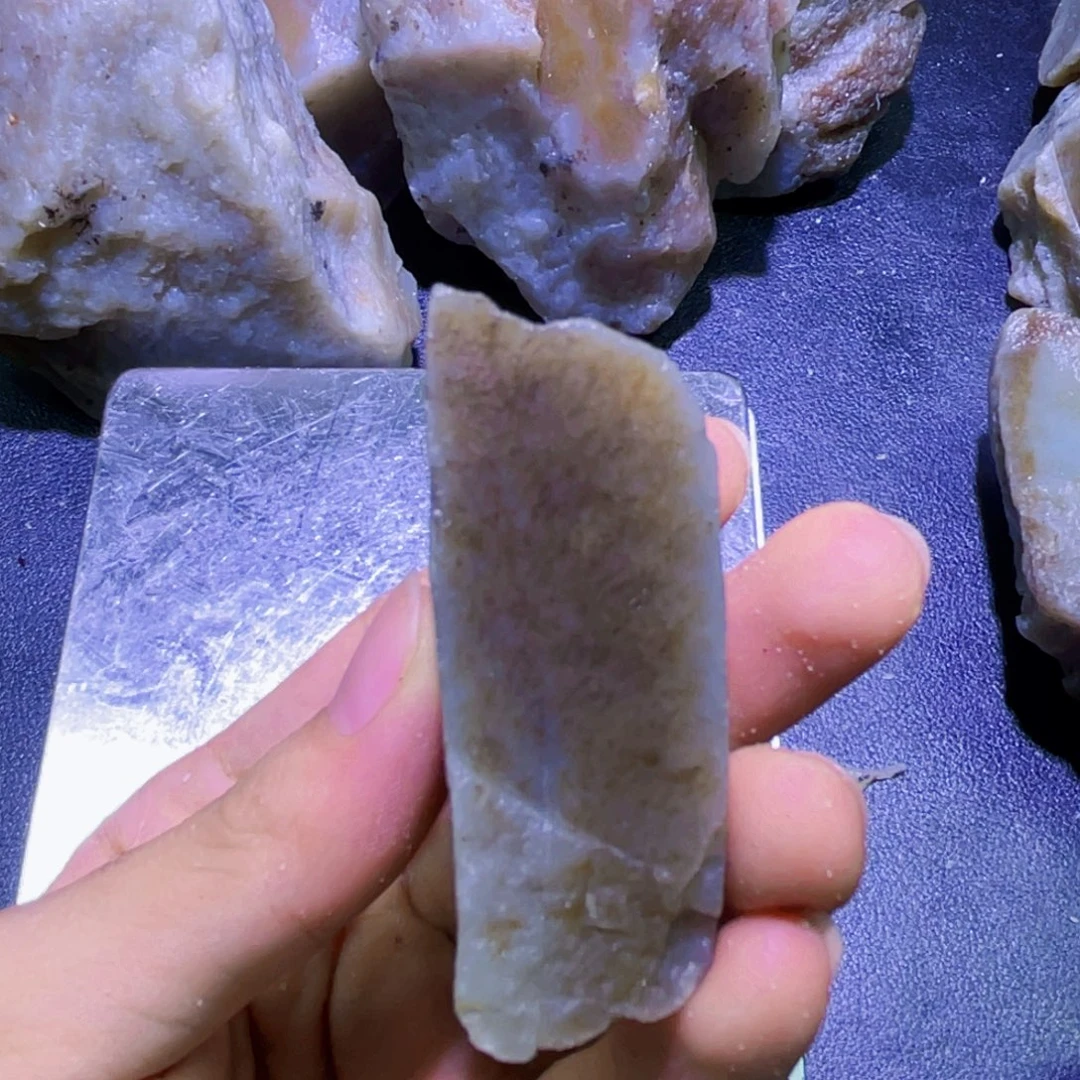 未镶嵌和田玉珠宝半成品