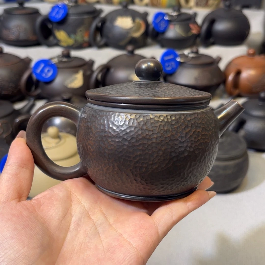 【闪购商品】红泥 锤纹壶 容量 170c c
