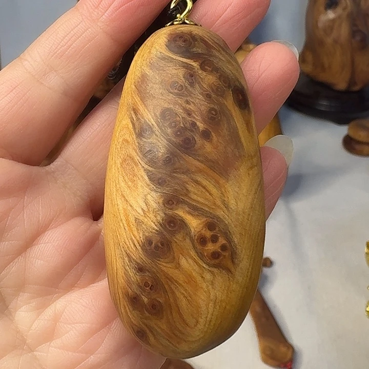 崖柏精品崖柏手把玩