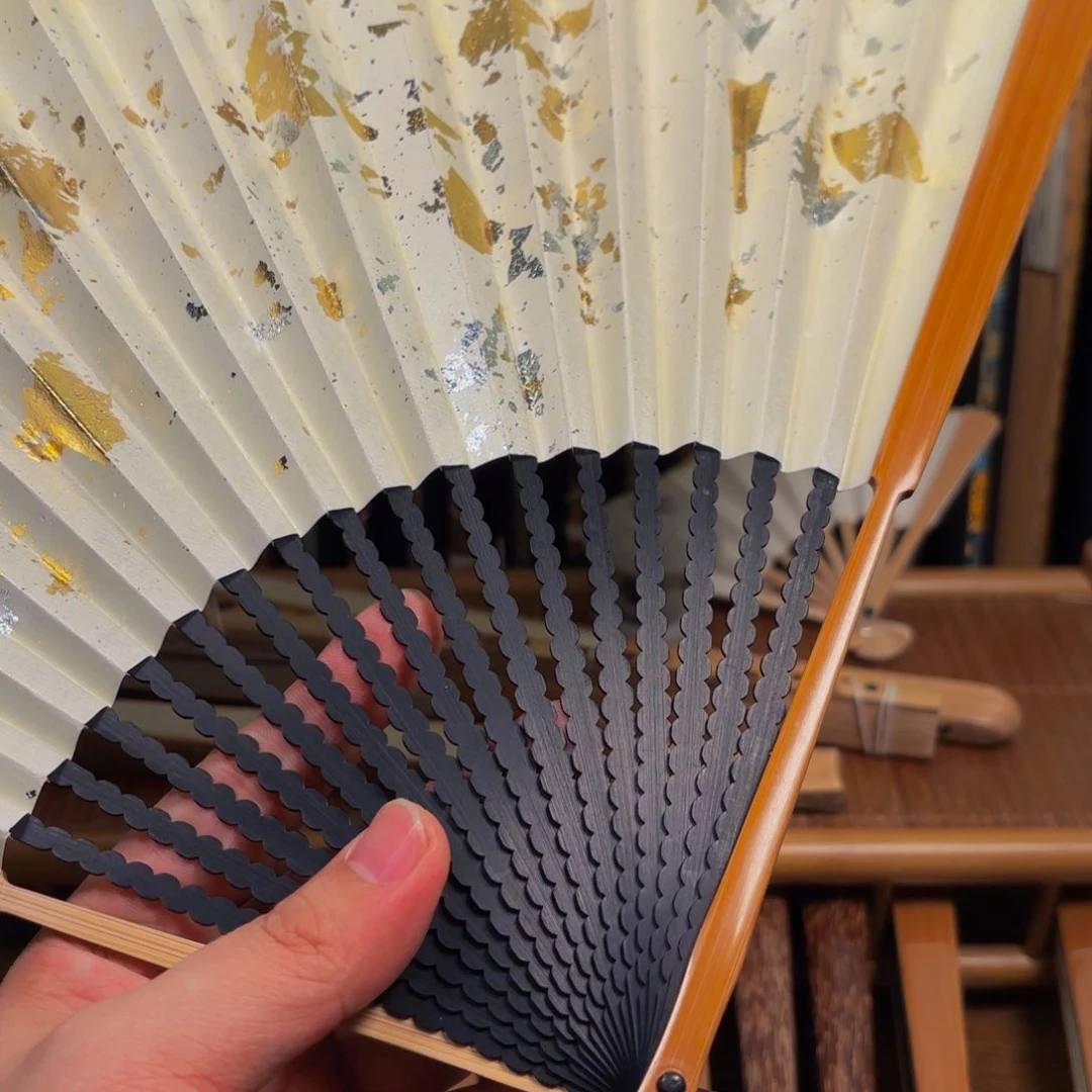 扇子白撒金龙鳞老川料158